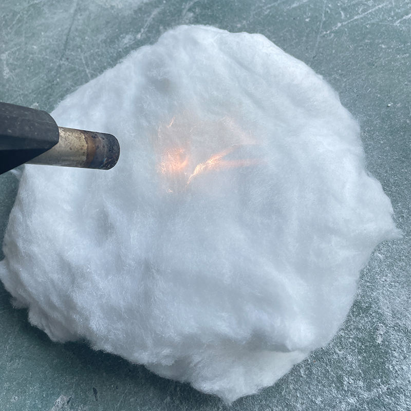 Keraaminen kuitupuuvilla